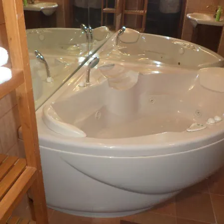 Jacuzzi Quo Vadis