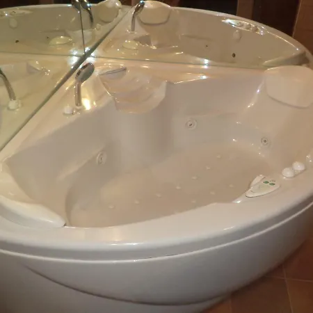 Appartement Jacuzzi Quo Vadis